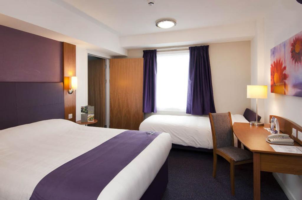 Premier Inn Newcastle - Gosforth/Cramlington Room photo