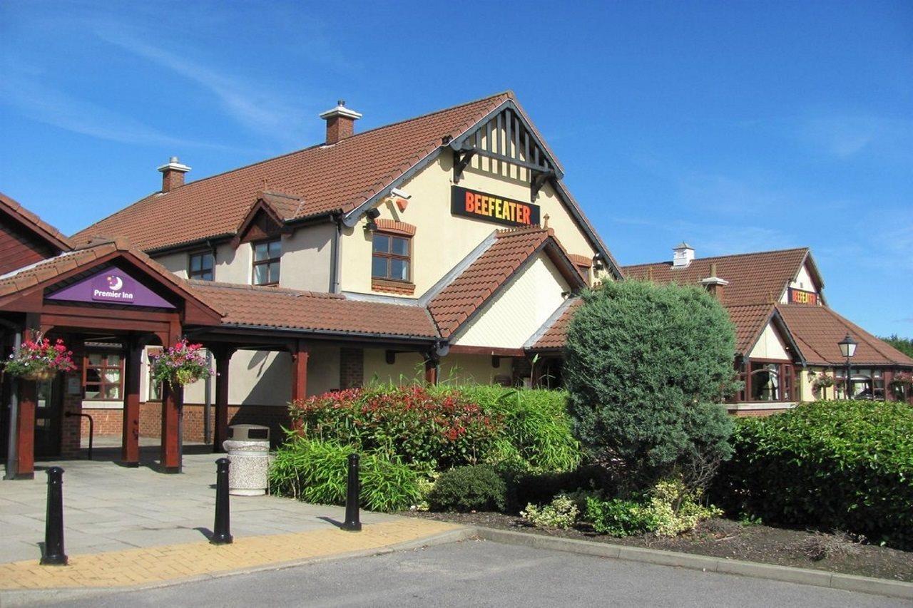 Premier Inn Newcastle - Gosforth/Cramlington Exterior photo